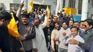 Protest by traders in Rampur: Loud slogans raised against increase in house tax and water tax
