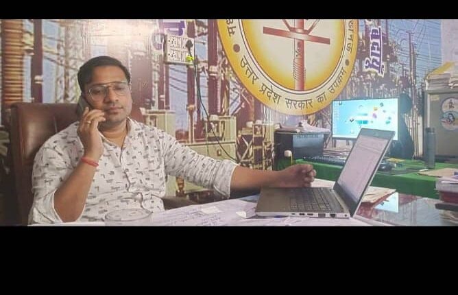 Badaun: Those who do not pay electricity bills should be careful