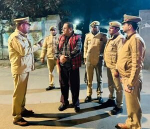 Rampur News: Attempt made to vacate the house by threatening a family living there for 60 years, serious allegations against the police