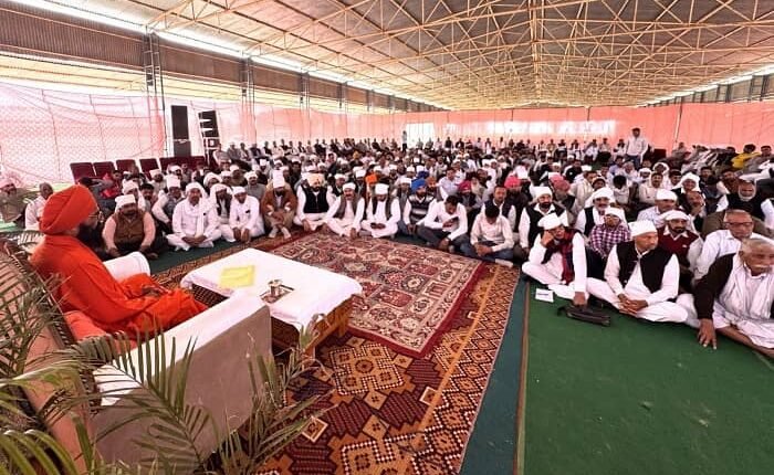 Meeting held in Sirsa Dera Baba Bhuman Shaha