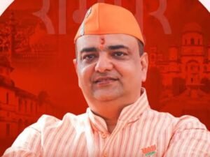 आकाश सक्सेना