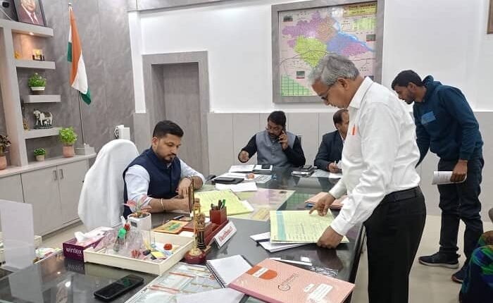 44 personnel absent during DM's inspection, instructions to withhold one day's salary