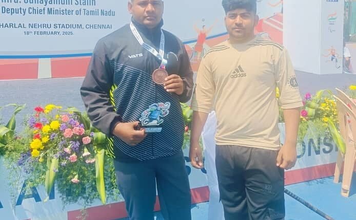 Gyan Singh of Ellenabad (Bhurtwala) won bronze medal at national level in javelin throw