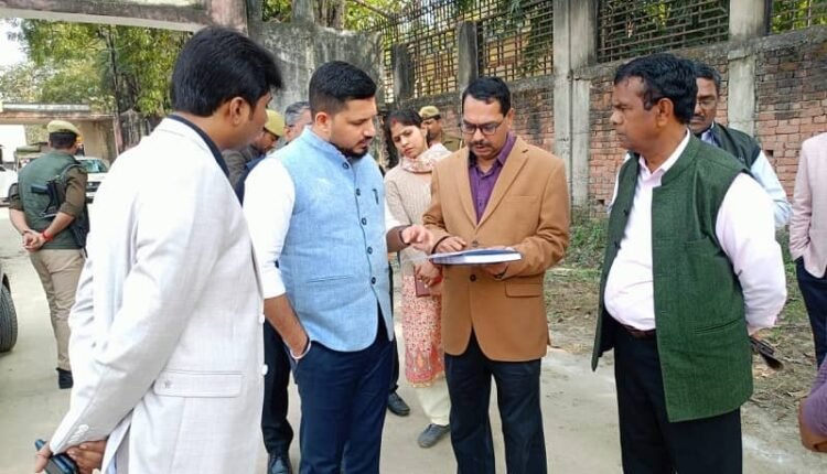 DM inspected Genesma Degree College, gave instructions for cleanliness