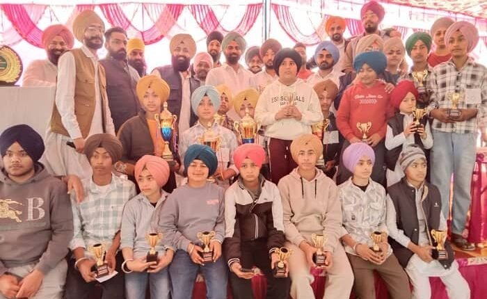 Second Dastar competition organized by 13-13 Club