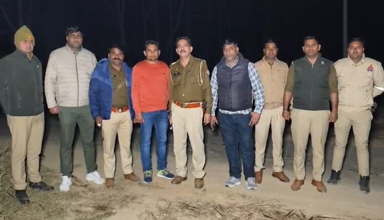 Meerapur: Encounter between police and criminals, criminal with reward of 15 thousand arrested