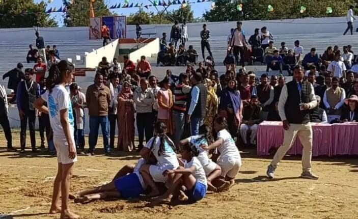 Players showed their strength in Kabaddi, wrestling, Kho-Kho and races, Alwar MP Sports Festival will conclude with Tiger Marathon