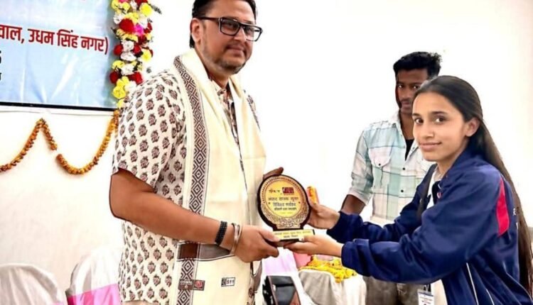 There should be pride, not shame in using mother tongue: Vimalendu