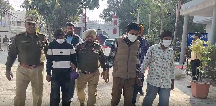Big blow to cross-border smuggling: Amritsar police arrested 4 smugglers, including a teenager