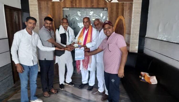 The Gaushala Committee honored the president of Baba Mohanram Kali Kholi Trust