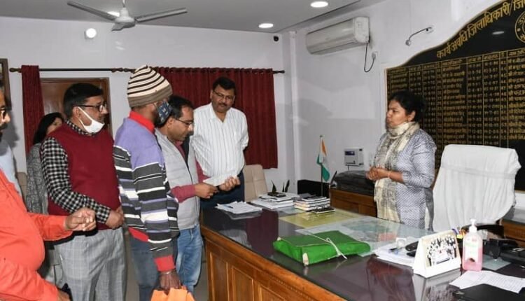 One day farmer fair and seminar was organized, Union Minister of State honored the farmers in the agricultural fair