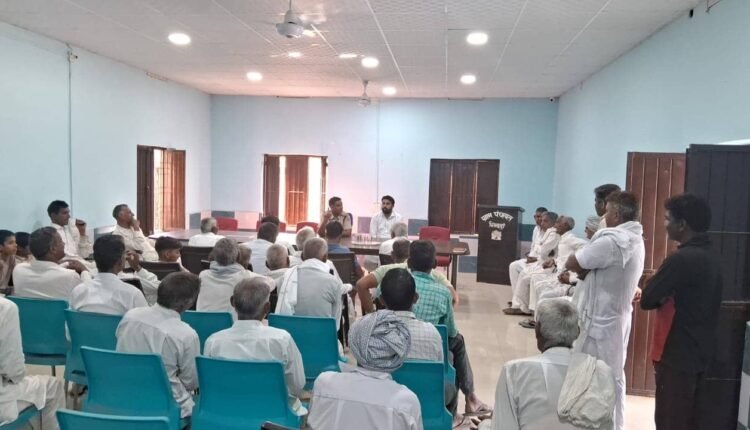 People were made aware against drug abuse by organizing street meetings in Ginda, Naiwala, Mohammadpuria and Fatehpuria