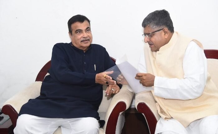 Patna Sahib MP Ravi Shankar Prasad met Nitin Gadkari and demanded road expansion from NH-22 to NH-31