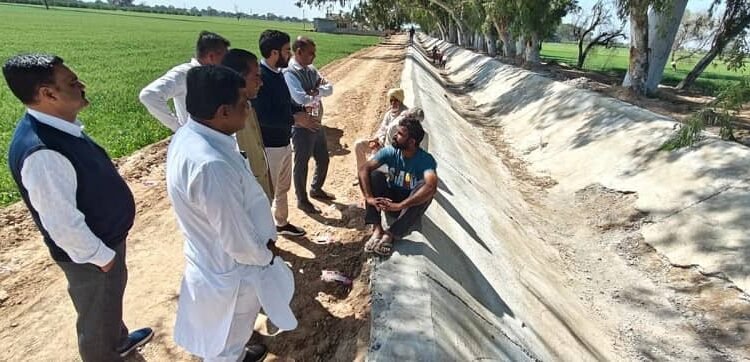 Esxin inspected the newly constructed material of Sadeva Minor and ordered investigation