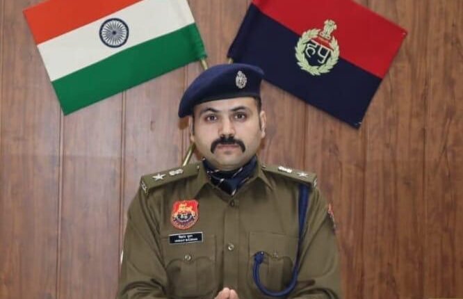Be careful! Cyber ​​fraudsters are duping people by posing as customs officers: Superintendent of Police Vikrant Bhushan