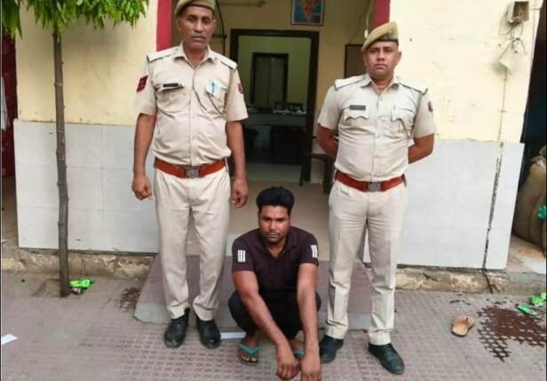 Tapukara police station arrested absconding permanent warrantee Farukh Khan in the case of illegal gunpowder