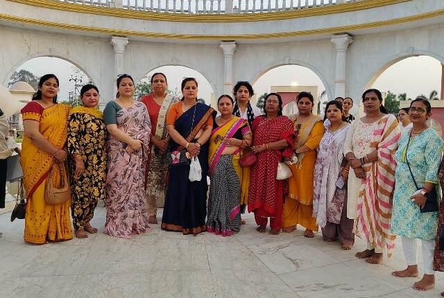 Rampur Vaishya Samaj protests, candle march and silent tribute on Pahalgam terrorist attack