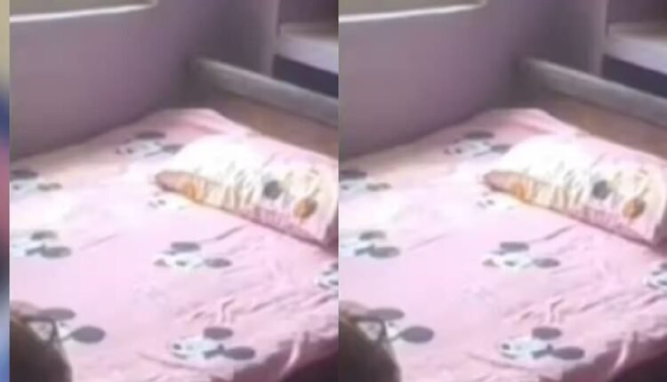 Acid attack on BJP leader's daughter in Bihar, acid thrown from the window of the house