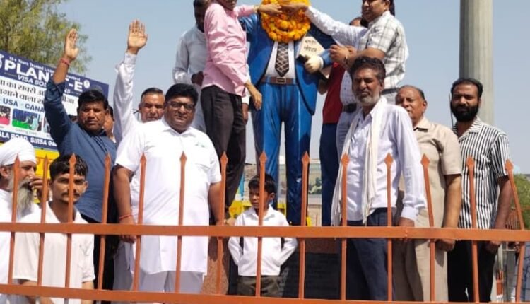 INLD celebrated Dr. Bhimrao Ambedkar's birth anniversary with great fanfare in all 90 assembly constituencies including the party headquarters in Chandigarh