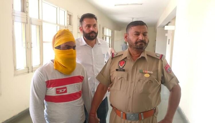ANTF arrests drug smuggler with 18.227 kg heroin in Amritsar