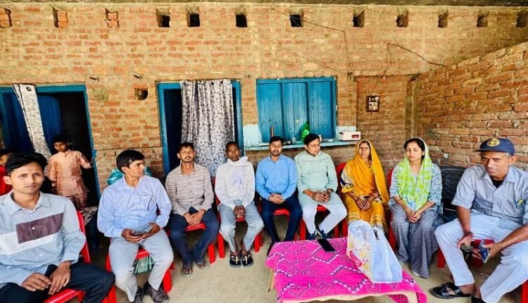 BJP District President Harish Gangwar met Arun Kumar who got 911th rank in UPSC exam