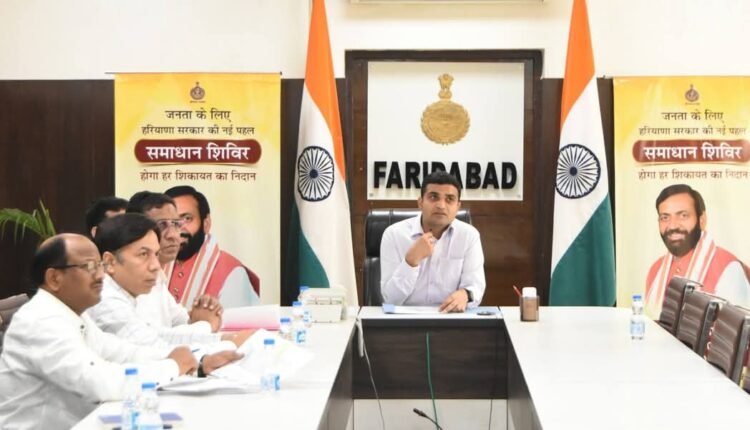 There should not be any kind of chaos in the markets: DC