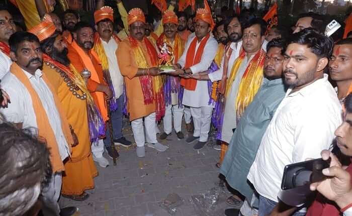 Vishwa Hindu Parishad Bajrang Dal, District Ghaziabad Rural organized a grand procession on the occasion of Shri Ram Navami