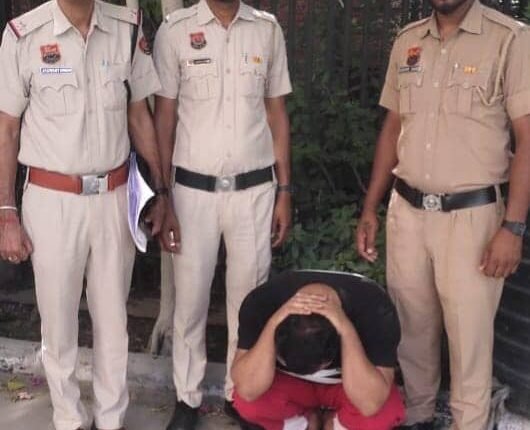 CIA Sirsa Police team arrested a youth with a 315 bore illegal pistol and a live cartridge