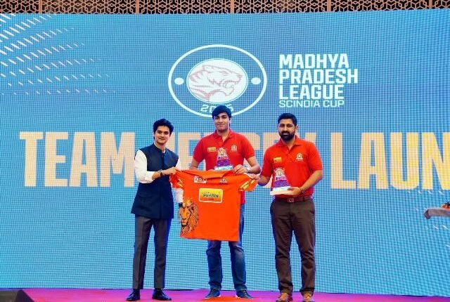 Jabalpur Royal Lions introduced new jersey, showing the spirit of victory and royal style