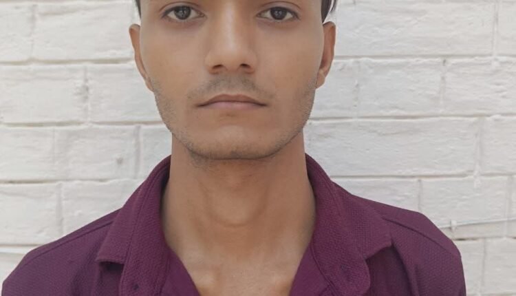 The crime branch NIT team arrested the accused along with a country-made pistol