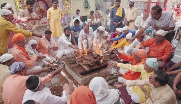 Shri Balaji Jhande Wale is dominant: Annual festival of Shri Balaji Darbar celebrated with great pomp in Mohalla Jhanda