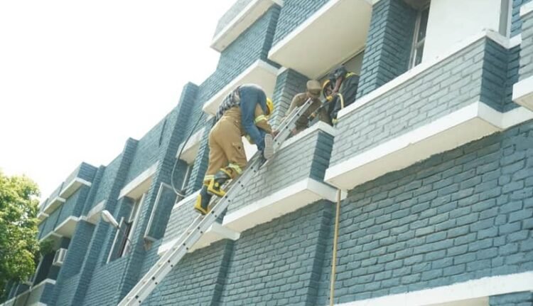 Mock drill was conducted in Rampur district, officers and students took training on disaster management