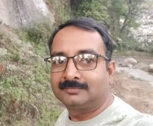 संतोष देव गिरि