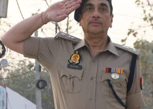 Rampur police district got first place in entire Uttar Pradesh in the month of April, 2025 for better services of Project UP-112