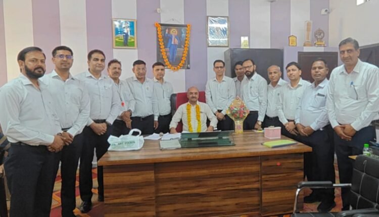 Suresh Poonia took over the charge of Poharka Principal