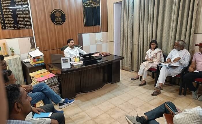 "Aashrayat Gauvansh Ko Ashray Abhiyan 2025" will be run for cows in Tijara