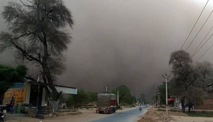 Western disturbance will be active again in Rajasthan, Punjab and Haryana, possibility of strong storm and rain