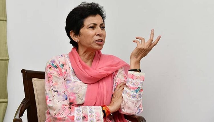 Kumari Selja wrote a letter to the CM regarding the pipeline installed in the canals originating from Ghaggar in Ellenabad sub-division