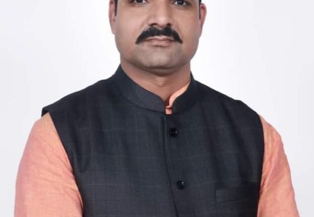 Newly appointed president of Yadav Samaj Satyavir Yadav formed the executive committee