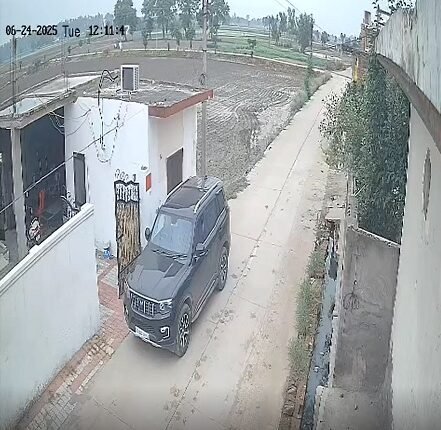 The village sarpanch sahab is not afraid of anyone: Sarpanch sahab fired in the air in public, an atmosphere of terror in the village