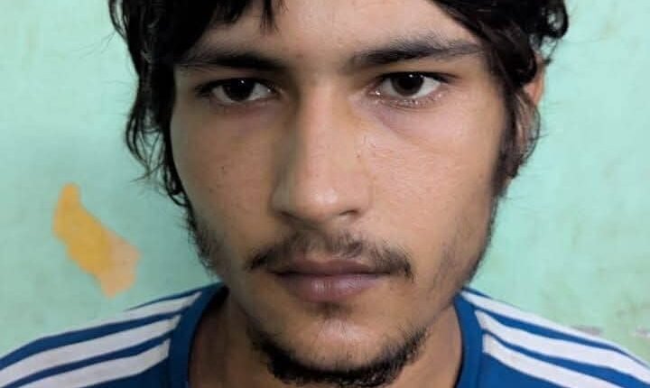 The crime branch team of Uncha village arrested the accused with a country-made pistol