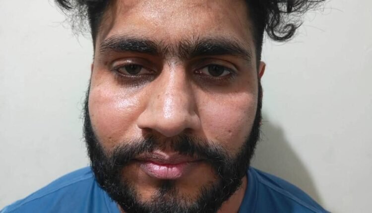 Money was snatched at gunpoint from OYO Hotel in Thana Khedi Pul area, Crime Branch Sector-30 arrested one accused