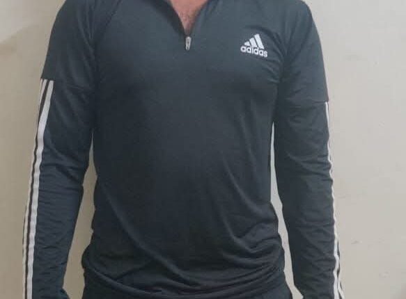 The accused driver was arrested for obstructing government work and carrying a home guard hanging in front of the vehicle, the tempo was also seized