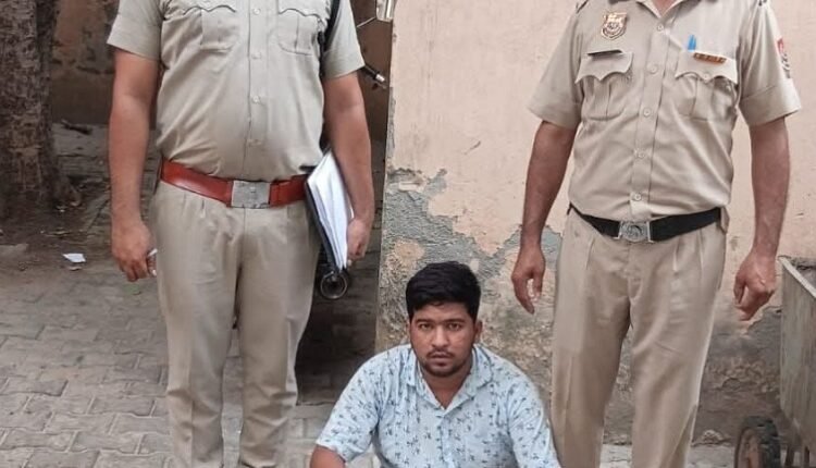 Encounter of Crime Branch Sector 30 with the accused in the case of demanding ransom of Rs 1 crore from a textile businessman