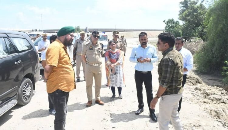 Rampur Police Update: Administration alert regarding Shravan month: Rampur DM-SP inspected security arrangements