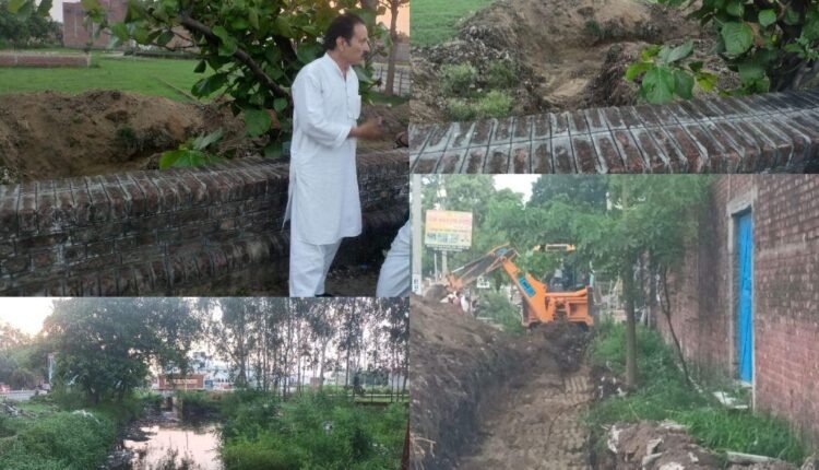 In order to please the BJP leader, the administration is trying to narrow the big drain of Ajitpur Industry Area Haroon Khan