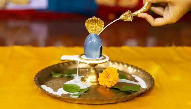 Rudraabhishek in Sawan 2025 Perform Rudrabhishek on these dates in Sawan, you will get hundred times the fruit by the grace of Bholenath