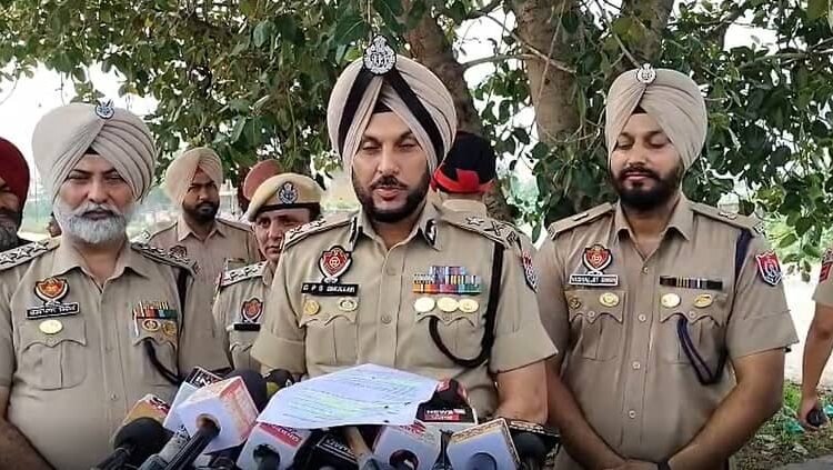 Encounter between police and gangster in Dana Mandi of Amritsar, accused arrested after being shot