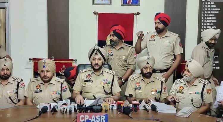 Big action by Amritsar Police: 4 youths arrested with 6 kg heroin, worth Rs 42 crore