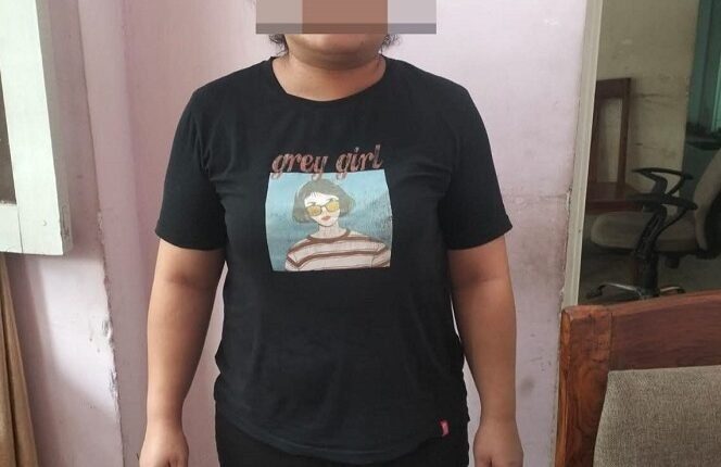 A woman accused arrested in the case of demanding money by putting DC's photo on WhatsApp, had given the account to the fraudsters